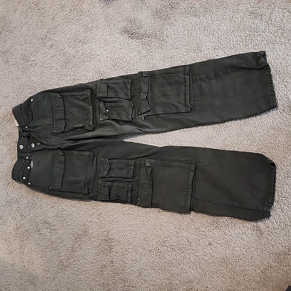 Prettylittlething cargo pants